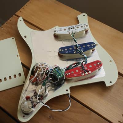 Fender Stratocaster 2007 circa N3 Pups A-1 Circuitry Loaded Pickguard image 2