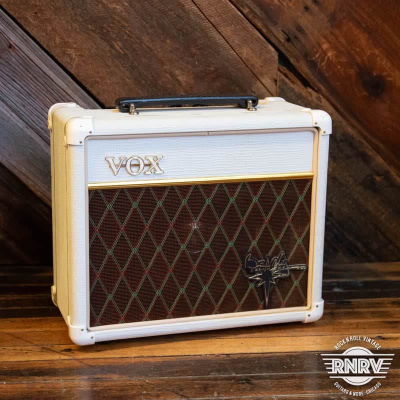 Vox VBM1 Brian May Special Recording Amp 10-Watt 1x6.5" Guitar Combo 2003 - 2005 - White with Brown Diamond Cloth image 1