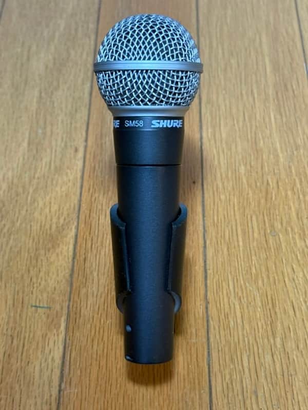 Shure SM58 Dynamic Cardiod Vocal Handheld Microphone w/ Clip, Excellent Condition image 1