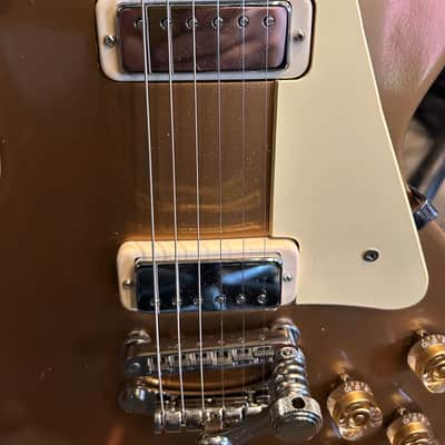 Les Paul Studio '50s Tribute - Modded with Mini-Humbuckers and Tremolo 2010 - 2015 - Worn Gold Top image 7