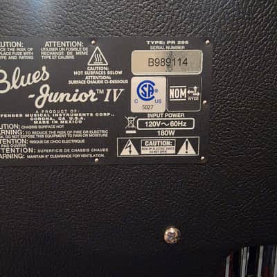 Fender Blues Junior IV 15-Watt 1x12" Guitar Combo 2018 - Present Black image 4