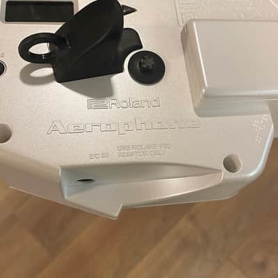 Roland AE-10 Aerophone Digital Wind Instrument 2018 - Present - White image 3