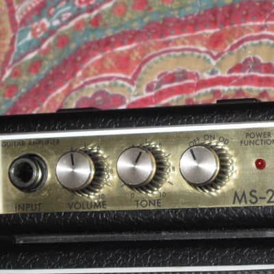lite used Marshall MS-2, 1-watt battery powered Micro Stack Portable Amp Black, +Battery (can be powered w/ adapter, NOT included) H: 5.51", W: 4.33", D: 2.36", Volume, Tone, Clean/OD - Input Jack & 1/4" Headphone Jack, Belt Clip (MISSING battery cover) image 2