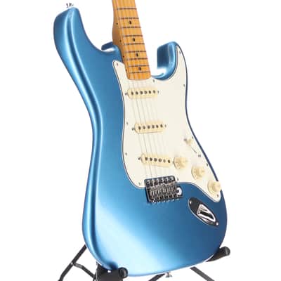Fender American Vintage II 1973 Stratocaster, Lake Placid Blue, Premium Setup (RC1) (16469) image 3