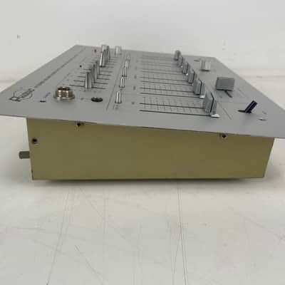 Phoenic - MX-5500 - Stereo Mixer With Equalizer - As is image 2