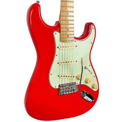 Fender MOD Stratocaster 2011 - Fiesta Red Nitro image 2