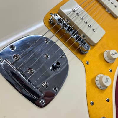 Squier J Mascis Jazzmaster with Rosewood Fretboard 2017 - Vintage White image 5