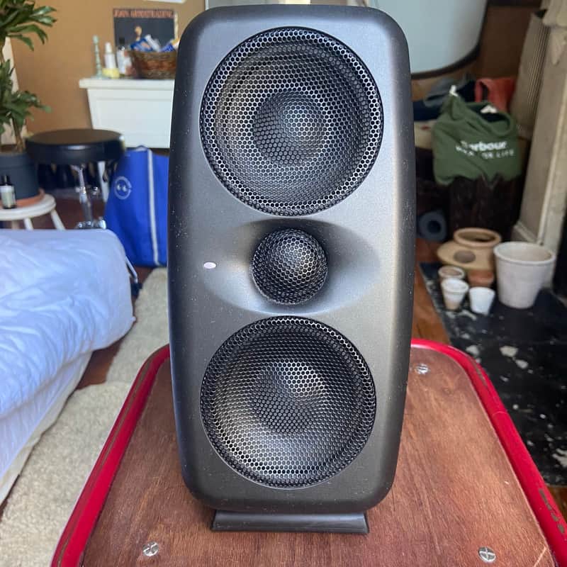 IK Multimedia iLoud MTM 2-Way Active Studio Monitor (Single) 2019 - Present - Black image 1