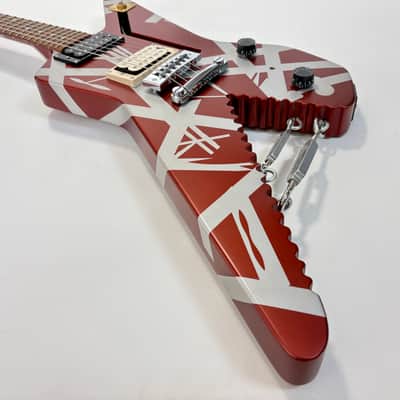 EVH Shark 2019 Burgundy/Silver Stripes image 11