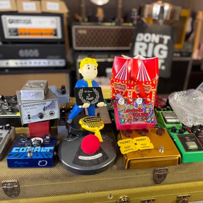 Atomic Fart Effects ARTISTAS DE LA PISTA Hand Made Left : (Based in Gold “Klon Centaur & Booster Ecoplex EP2 image 8