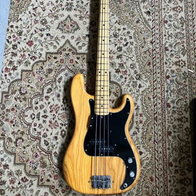Fender Precision Bass with Maple Fretboard 1970 - 1983 - Natural image 2