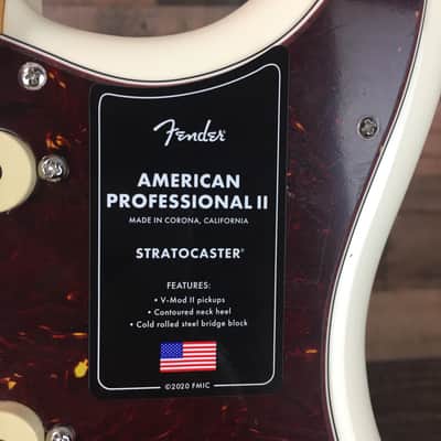 Fender American Professional II Stratocaster, Olympic White, Hard Case, Free Ship, 948 image 5