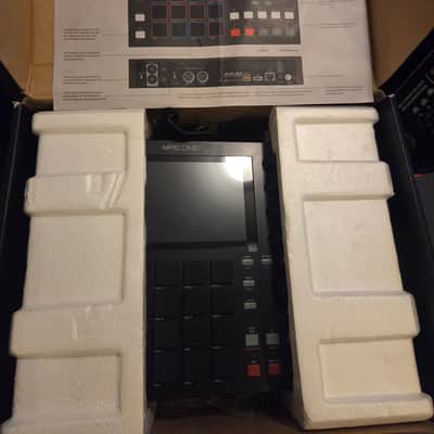 Akai MPC One Standalone MIDI Sequencer 2020 - Present - Black image 4