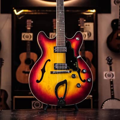 1966 Guild Starfire IV sunburst image 2
