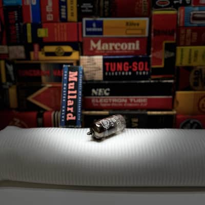 1x VintageNOS Mullard Gt Britain 12AX7 ECC83 /GrailClassic RichVocals WarmTone DynamicBass /Blackburn B Code Authentic /LabelsVary image 1