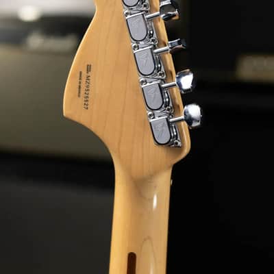 Fender Classic Series '70s Stratocaster Electric Guitar - Natural with Gig Bag - Used image 8