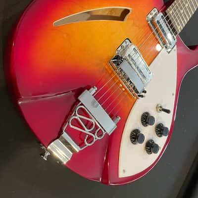 IYV IP-340 SB Semi-Hollow Body Sunburst image 6