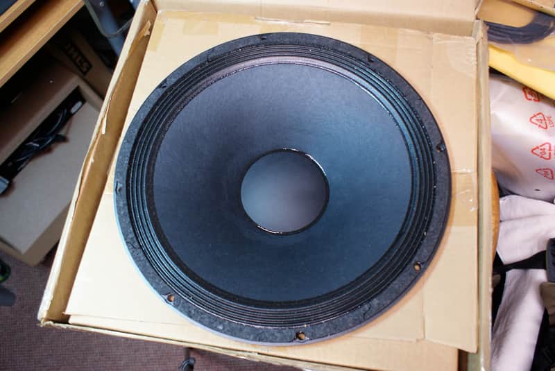 Peavey Black Widow 15" Replacement Basket Black image 1