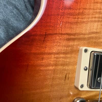 Gibson Les Paul Traditional 2018 - Heritage Cherry Sunburst image 11