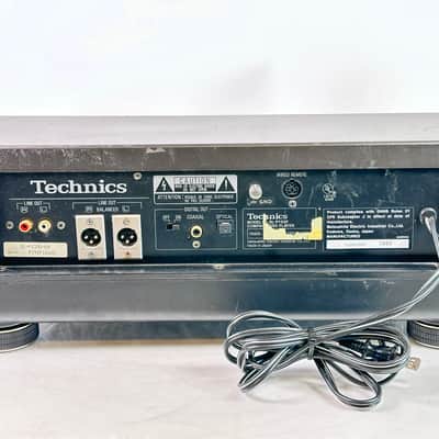 Technics SL-P1300 Compact Disc CD Player SL-P1300 image 4