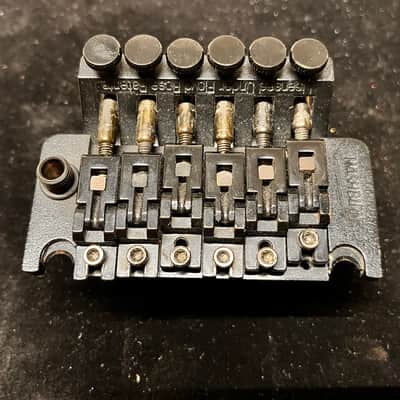 Washburn Floyd Rose Tremelo 90's - Black image 1