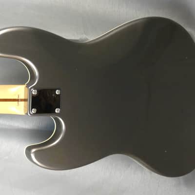 FENDER Jazz Bass Aerodyne AJB-DLX 2007 - Dolphin Grey - Japan Import image 5