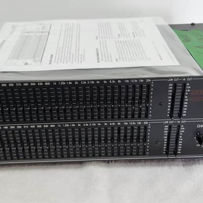RANE graphic equalizer Model GE-60  , 31 Band 1/3 Octave, Made In USA image 3