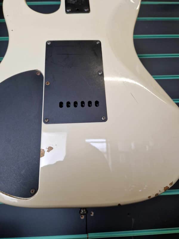 Peavey Tracer Gloss White 1991 Electric Guitar | Reverb