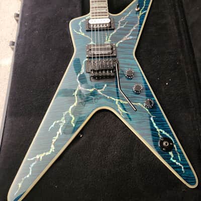 Washburn Boogiebolt Custom Boogie Street guitar with OHSC  Dime Dimebag BSG1 2005 - Blue quilt with abalone lightning bolt inlay image 3