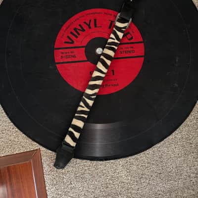 GET'M GET'M Vintage Plush ZEBRA STRAP image 3