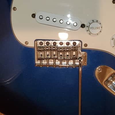 Rare Fender 60th Anniversary Stratocaster - Electron Blue image 9