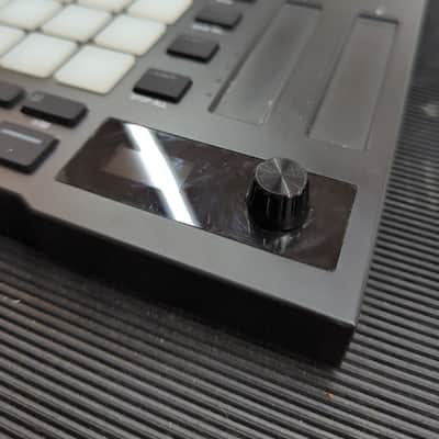 Akai APC64 MIDI Controller 2023 - Present - Black image 3
