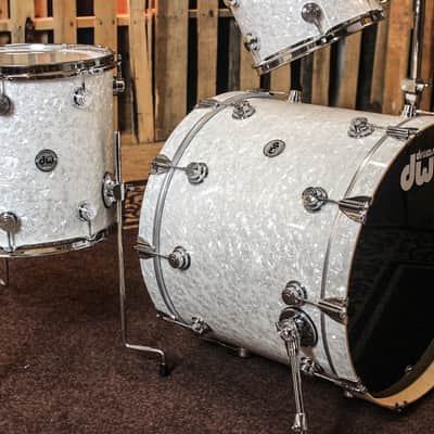 DW Collector's Ultra White Marine Pearl Drum Set - 22,10,12,16 - SO#1149840 image 3