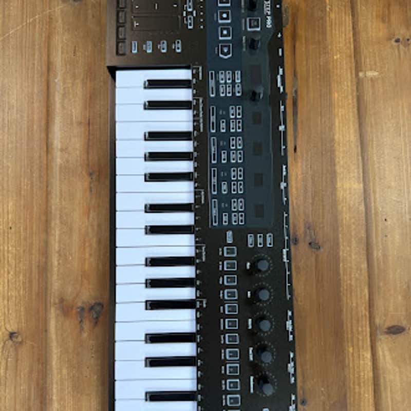 Arturia Keystep Pro Chroma 37-Key MIDI Controller Black 4979 image 1
