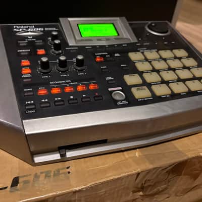 Roland SP-606 Sampler with original BOX image 18