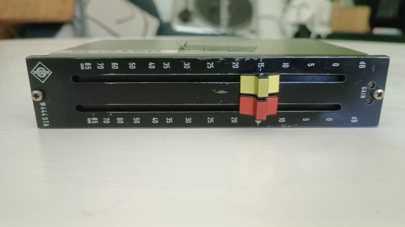 Neumann w444 STA Fader-preamp ca 1990 - black image 1