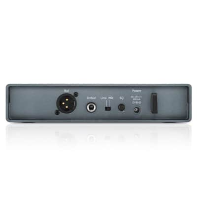 Sennheiser XSW 1-825 Handheld Wireless Microphone System - A Range image 4