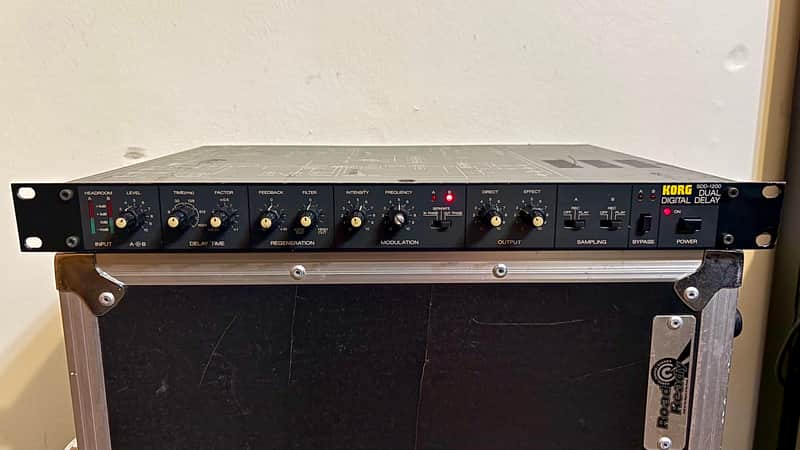 Vintage Korg SDD-1200 Dual Digital Delay 12-Bit Vintage Rack Effects Processor Japan image 1
