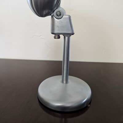 Vintage Turner 33D 1940's , working strong, desk stand. CABLE NOT INCLUDED, harp image 5