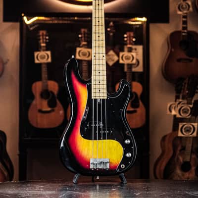 1980 Harmony Model H830S P-Bass sunburst image 2
