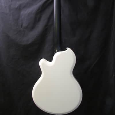 Supro 2020AW Westbury Dual Pickup Island Series Electric Guitar Antique White image 7
