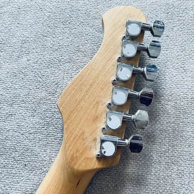 Short Scales Guitar Maple Neck, Rosewood Fingerboard 20 Frets, Tuning Pegs image 3