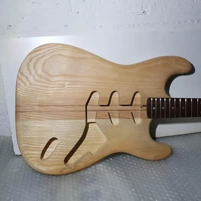 80's NECK THROUGH SWAMP ASH BODY DESIGN STR*T - made in GERMANY image 1