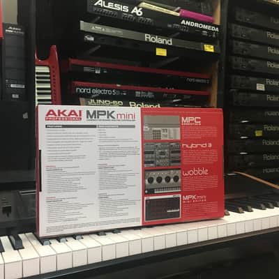 Akai MPK Mini MKII MK2 25-Key Compact USB MIDI Keyboard/Pad Controller //ARMENS// image 2