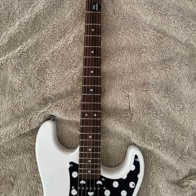 Squier x Angine de Poitrine image 5