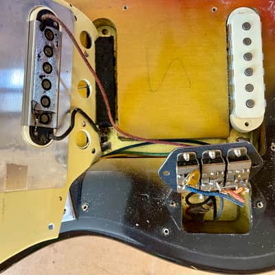 Fender Jaguar 1965 Super Clean- 3-Color Sunburst 100% Original image 21