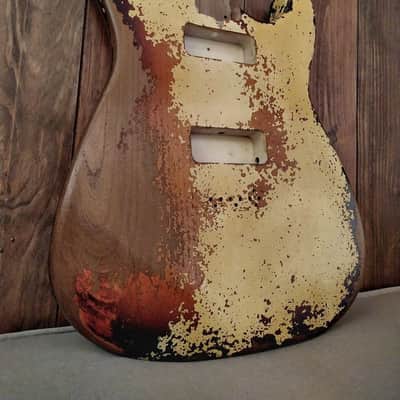 #202624 :: Baldman's Strat / Charvel P90 modern body in Heavy Relic Dirty Olympic White over Sunburst image 3