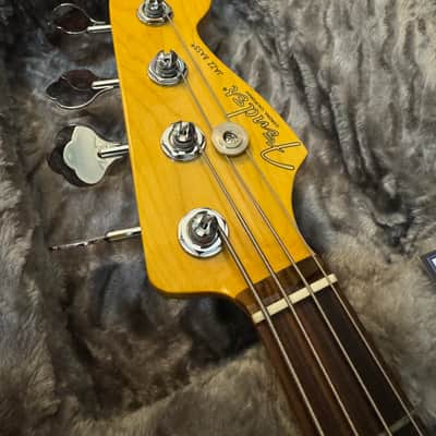 Fender American Professional II Jazz Bass with Rosewood Fretboard - Plek Pro - Olympic White image 2
