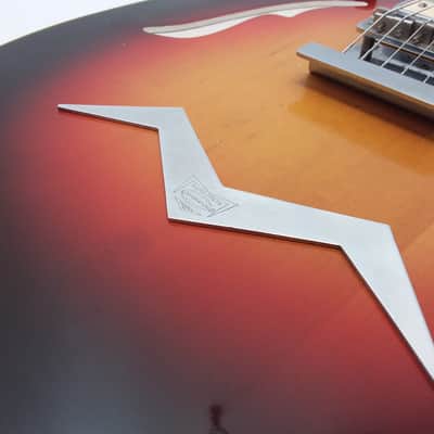 Vintage MICRO FRETS WANDERER ELECTRIC GUITAR Sunburst image 5