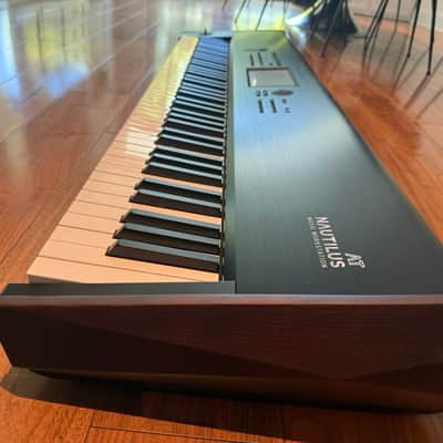 Korg Nautilus AT 88-Key Workstation Keyboard with Aftertouch 2024 - Present - Black image 4
